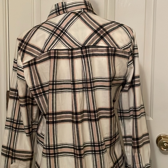 LOFT Plaid Flannel Oversized Everyday Shirt - Picture 6 of 9